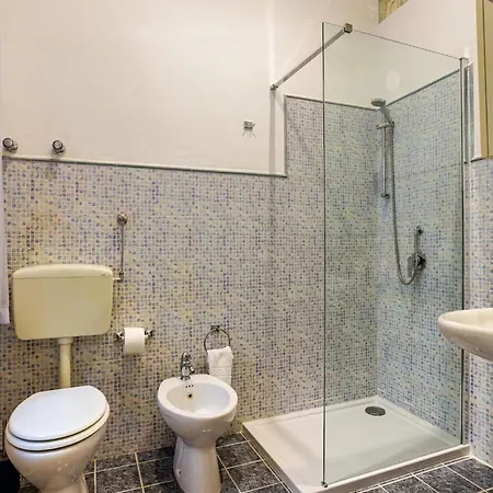 Casa Dante 17 Holiday home *