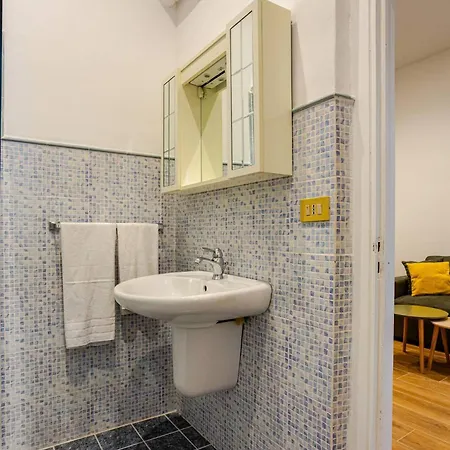 Casa Dante 17 Holiday home Carini